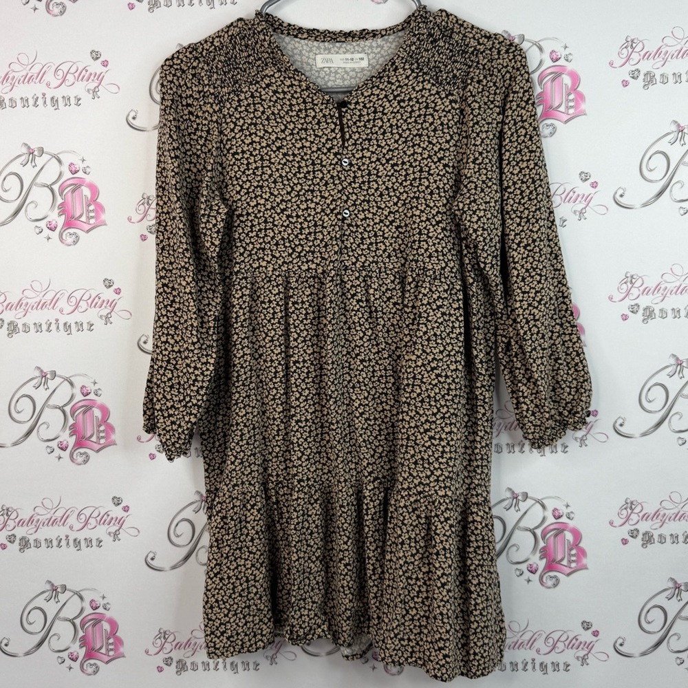 Zara dress, ruffle, tiered, flowers, balloon sleeve, Black and Cream Floral